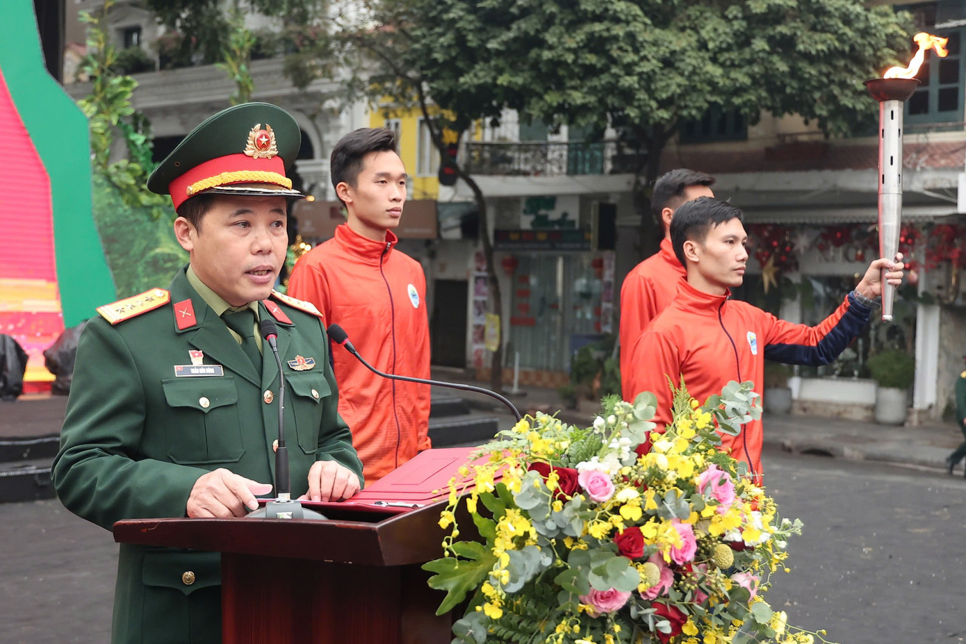 Theo Đại tá Trần Hữu Dũng - Phó Trưởng ban Thanh niên Quân đội, Phó Trưởng Ban tổ chức phát động giải chạy.