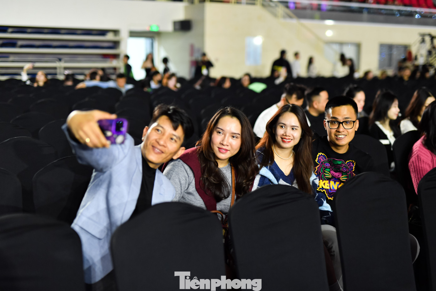 Giới trẻ thích xu hướng trải nghiệm cảm giác gần gũi với idol.