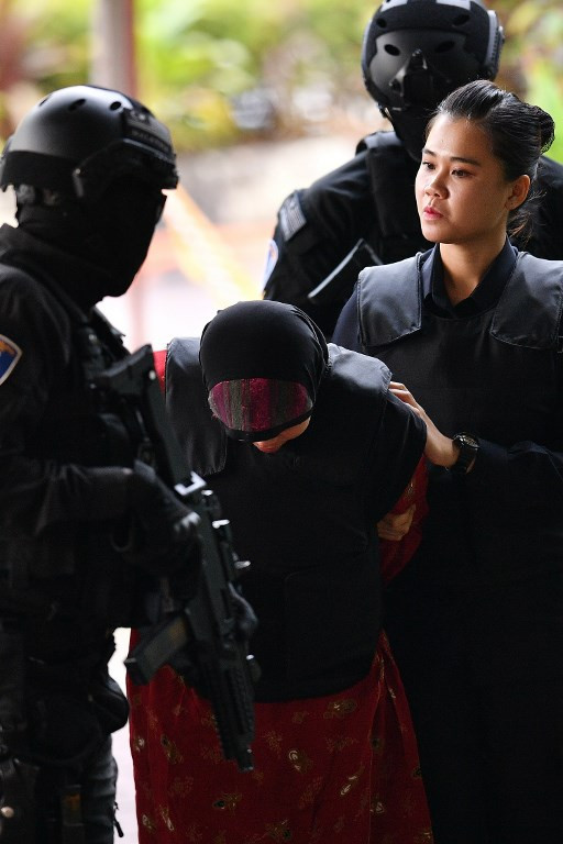 Đoàn Thị Hương mặc áo chống đạn đến phiên tuyên án ảnh 1