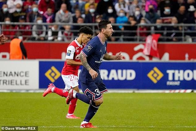 Ngôi sao người Argentina chính thức có lần đầu tiên ra sân tại Ligue 1. Ngôi sao người Argentina chính thức có lần đầu tiên ra sân tại Ligue 1.