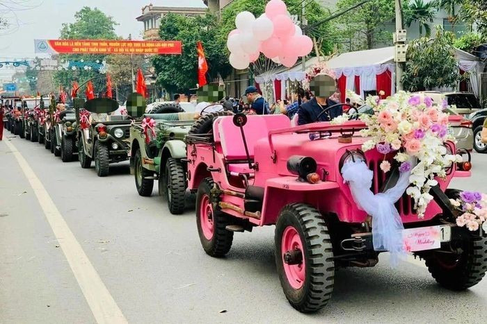 Hình ảnh đoàn xe Jeep trên mạng xã hội.