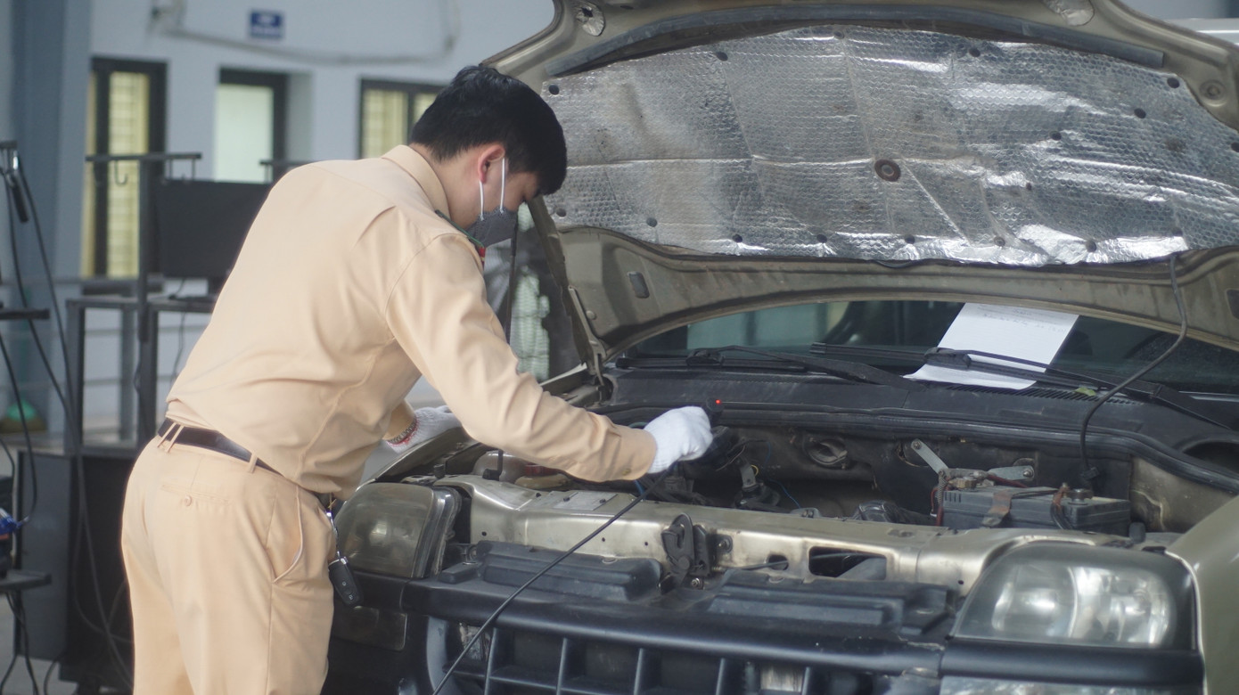 Bộ Công an đã chi viện 50 CSGT để hỗ trợ hoạt động đăng kiểm.