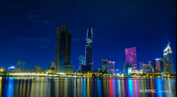Sài Gòn về đêm qua góc nhìn của nhiếp ảnh 'tay ngang' Vũ Phong ảnh 8