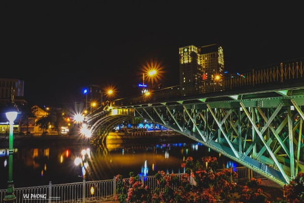 Sài Gòn về đêm qua góc nhìn của nhiếp ảnh 'tay ngang' Vũ Phong ảnh 5