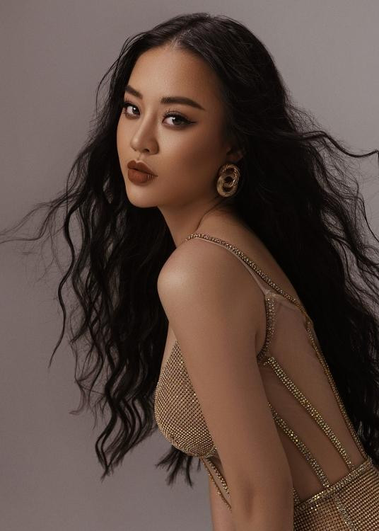 Để vào vai Mỹ Hà, Hoàng Hải Thu đã đi học thêm rất nhiều kỹ năng như võ thuật, bơi lội, cưỡi ngựa... Để vào vai Mỹ Hà, Hoàng Hải Thu đã đi học thêm rất nhiều kỹ năng như võ thuật, bơi lội, cưỡi ngựa...