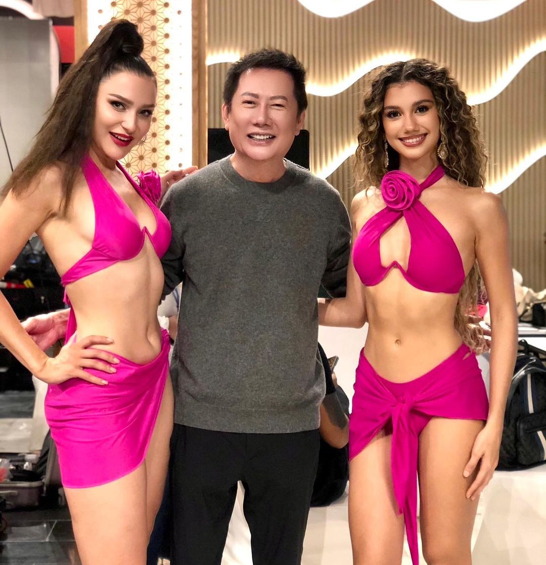 Ông Nawat và đại diện Philippines - Nikki De Moura.