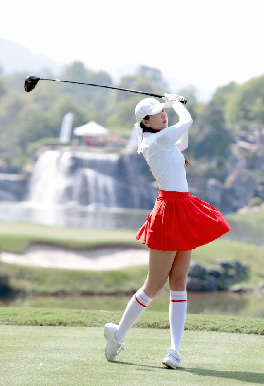 Ngọc Hân đã nhiều lần tham gia tranh tài tại Tiền Phong Golf Championship 2023. Năm nay, cô rủ thêm những người bạn thân thiết như MC Mai Ngọc tham gia.