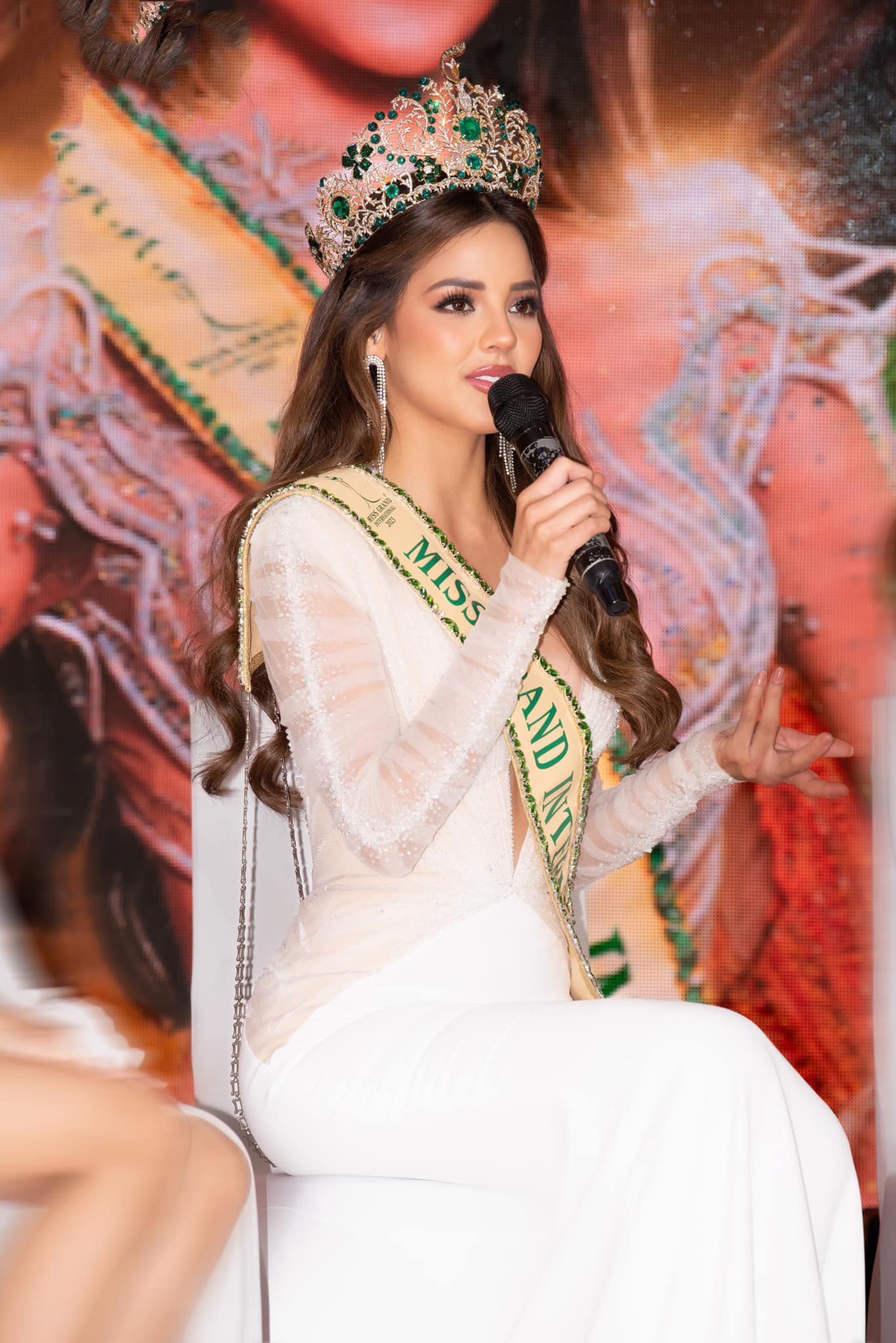 Luciana Fuster từng bày tỏ mong muốn đại diện Peru tham gia Hoa hậu Hoàn vũ.