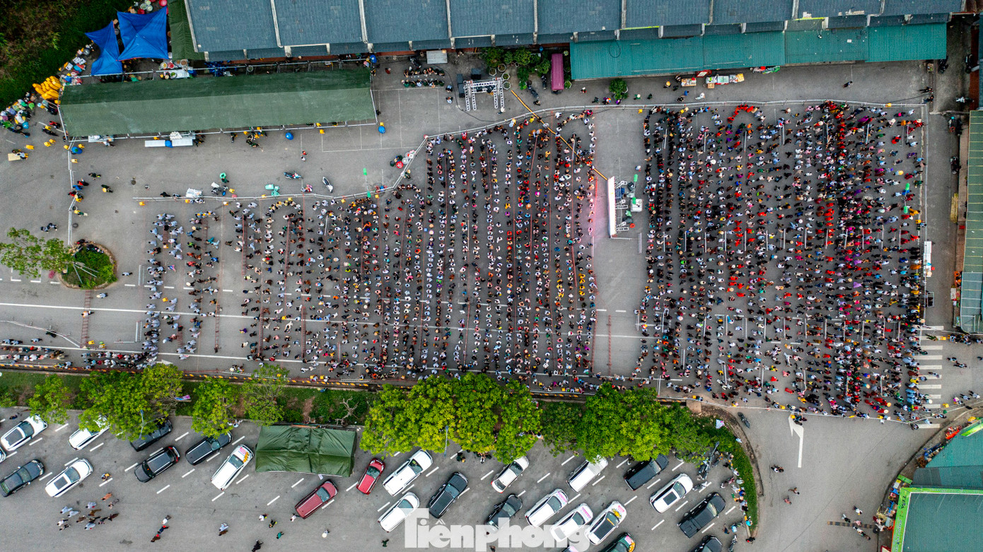 Để đảm bảo trật tự, ban tổ chức huy động lực lượng chức năng và tình nguyện viên tổ chức phân làn, hướng dẫn người dân. Ban tổ chức khuyến cáo người dân, phật tử, du khách trong quá trình chiêm bái xá lợi Đức Phật tuyệt đối đảm bảo an ninh trật tự, không chen lấn, xô đẩy, giữ trật tự, vệ sinh trong suốt quá trình chiêm bái, giữ hoan hỉ.