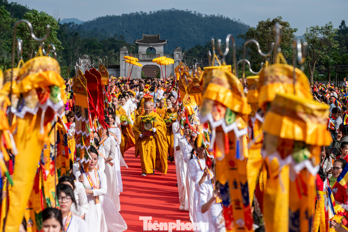Theo đại diện Giáo hội Phật giáo Việt Nam tỉnh Quảng Ninh, lễ cung nghinh, an vị xá lợi Đức Phật được Ban trị sự Giáo hội Phật giáo tỉnh Quảng Ninh tổ chức với nghi lễ trang trọng, linh thiêng bậc nhất từ trước đến nay.