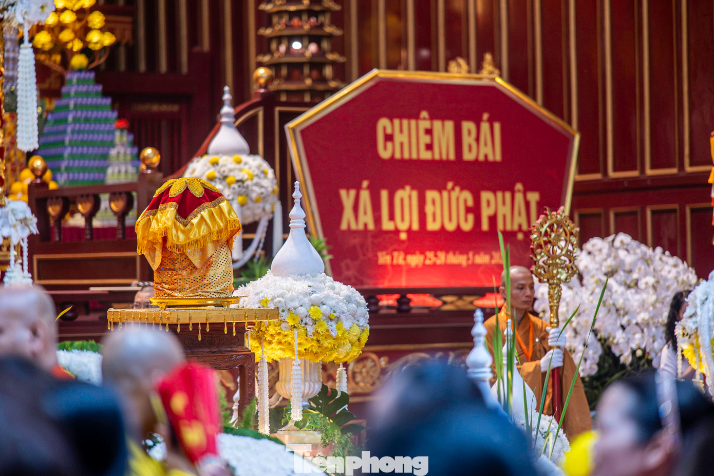 Vì vậy, để cung rước xá lợi Đức Phật, Việt Nam phải bảo quản, giữ gìn và đảm bảo an toàn tuyệt đối. Xá lợi Phật được đặt vào tháp đựng theo đúng quy chuẩn của Ấn Độ. Khi cung rước về Việt Nam, Xá lợi Phật được bảo quản trong lồng cách biệt với môi trường bên ngoài.