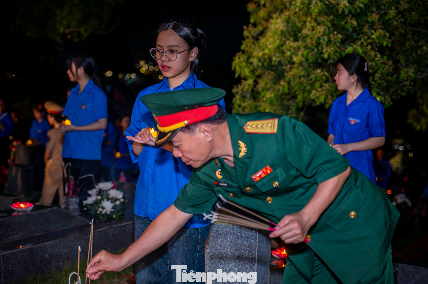 Khơi dậy lòng yêu nước và niềm tự hào dân tộc trong đoàn viên, thanh niên.
