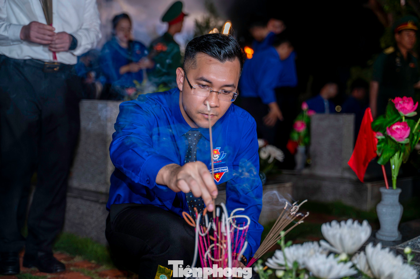 Anh Nguyễn Thế Minh - Bí thư Tỉnh Đoàn Quảng Ninh cho biết, hòa trong không khí mừng đất nước thống nhất, tuổi trẻ Quảng Ninh thành kính tưởng nhớ đến sự hy sinh to lớn của các anh hùng liệt sĩ, những người đã để lại một phần máu thịt của mình để mang lại hòa bình.