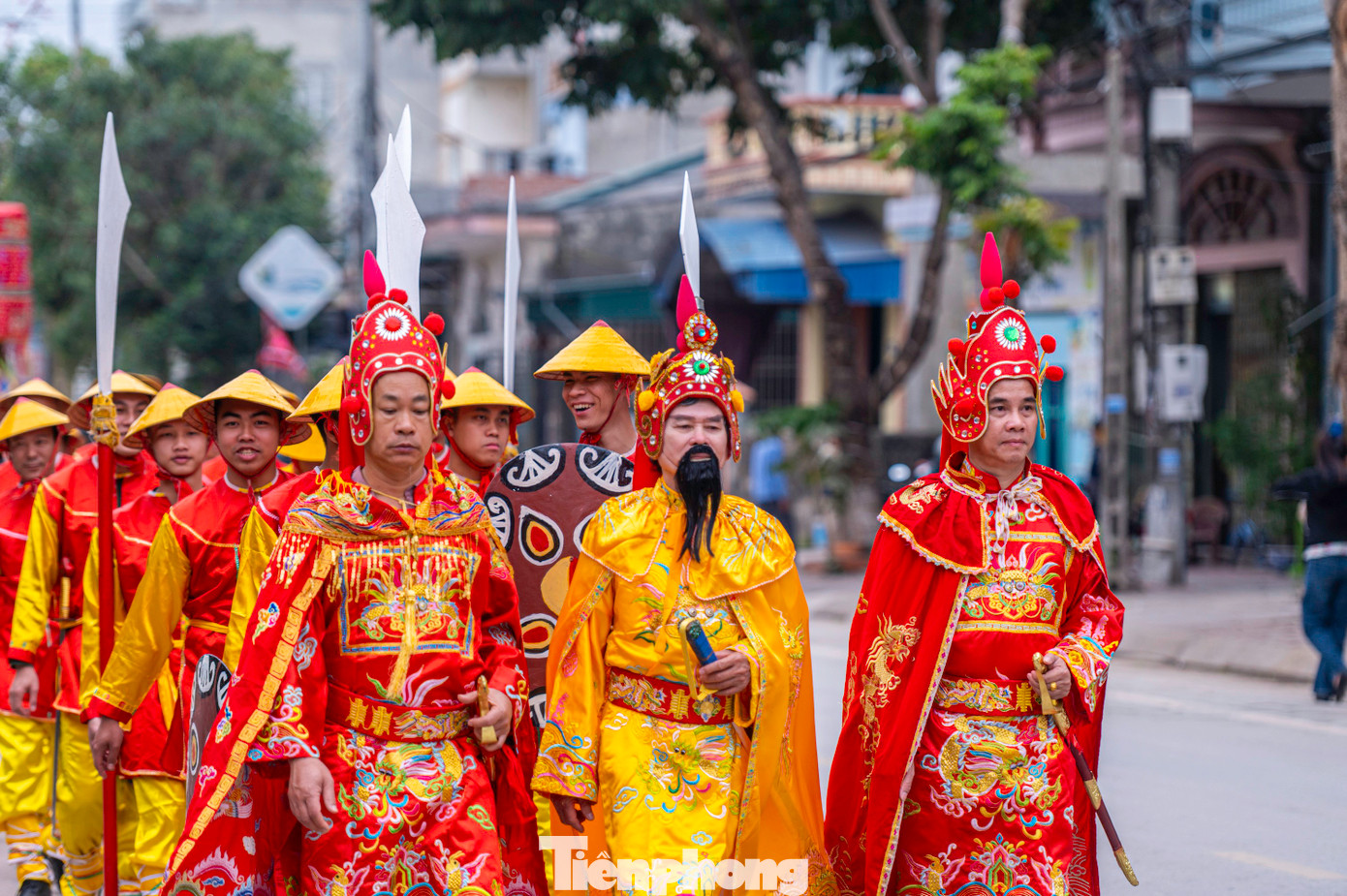 Lễ hội tưởng nhớ, tri ân Hưng Đạo đại vương Trần Quốc Tuấn cùng các công thần nhà Trần có công đánh đuổi giặc Nguyên Mông trên sông Bạch Đằng. Đây là trận đánh quan trọng của quân dân Đại Việt được sử sách lưu truyền lại. Lễ hội tưởng nhớ, tri ân Hưng Đạo đại vương Trần Quốc Tuấn cùng các công thần nhà Trần có công đánh đuổi giặc Nguyên Mông trên sông Bạch Đằng. Đây là trận đánh quan trọng của quân dân Đại Việt được sử sách lưu truyền lại.
