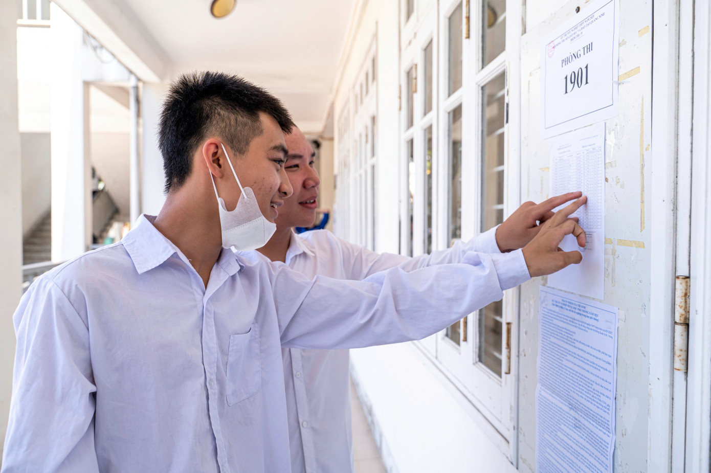 Theo bà Nguyễn Thị Hạnh, Phó chủ tịch UBND tỉnh Quảng Ninh, tỉnh Quảng Ninh đã thành lập Ban Chỉ đạo thi tốt nghiệp THPT năm 2025 gồm 48 người. Các địa phương cũng thành lập ban chỉ đạo cấp huyện, thị xã, thành phố. Theo bà Nguyễn Thị Hạnh, Phó chủ tịch UBND tỉnh Quảng Ninh, tỉnh Quảng Ninh đã thành lập Ban Chỉ đạo thi tốt nghiệp THPT năm 2025 gồm 48 người. Các địa phương cũng thành lập ban chỉ đạo cấp huyện, thị xã, thành phố.