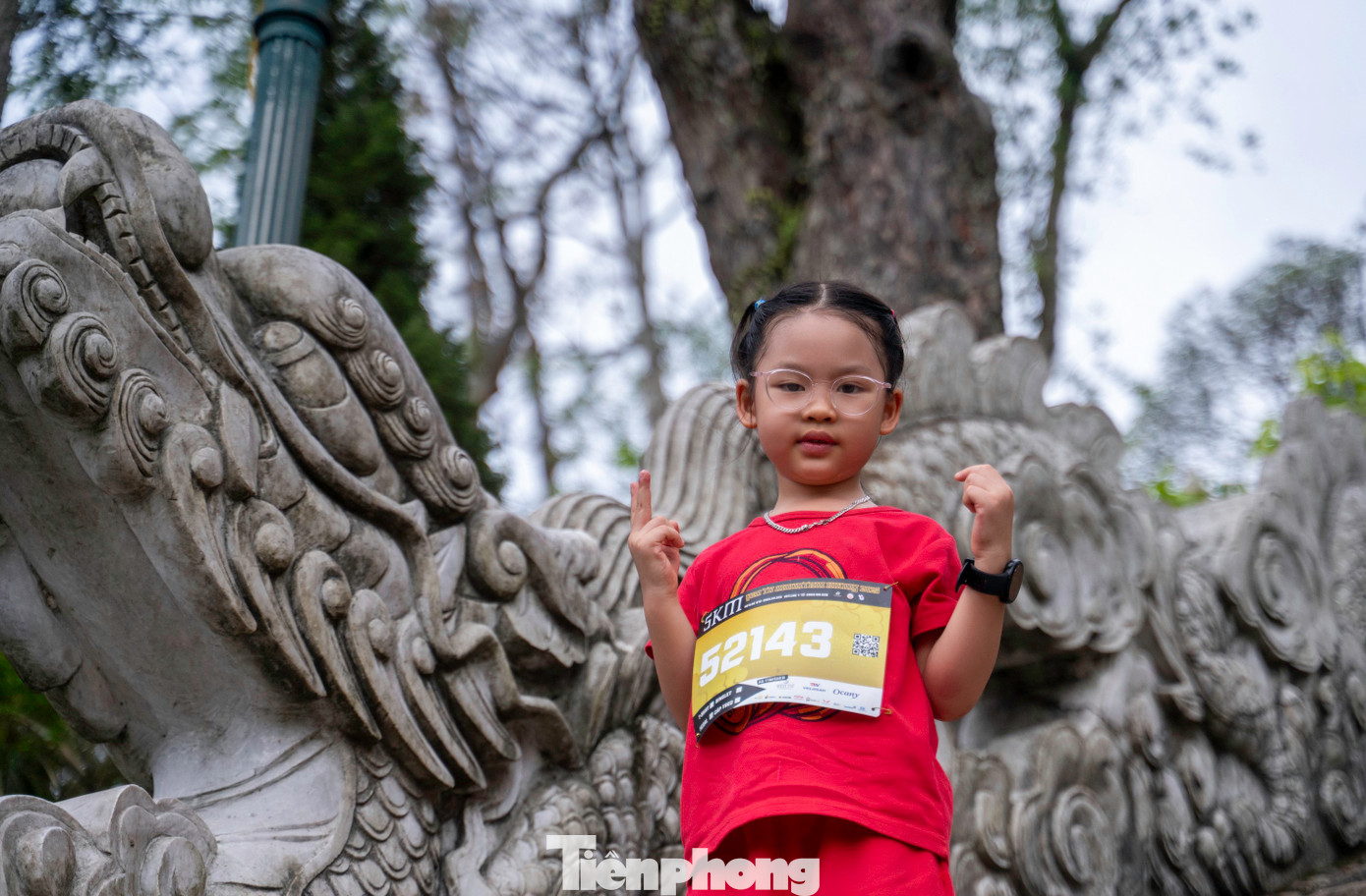 Nhiều gia đình đăng ký cho cả các bạn nhỏ tham gia giải leo núi. Nhiều gia đình đăng ký cho cả các bạn nhỏ tham gia giải leo núi.