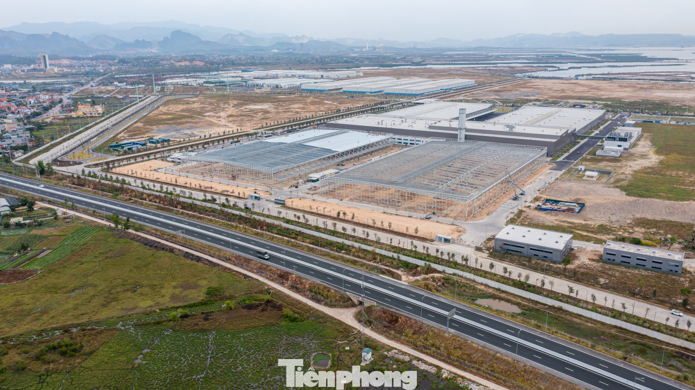 Tháng 9/2020, dự án tổ hợp được khởi công với tham vọng biến nơi đây thành nơi thu hút và quy tụ nhiều doanh nghiệp trong ngành phụ trợ ô tô, sản xuất linh kiện và phụ tùng với hàm lượng công nghệ cao. Dự án sản xuất, lắp ráp xe ô tô với quy mô công suất 120.000 xe ô tô/năm sẽ là nơi lắp ráp, sản xuất ôtô mang thương hiệu Skoda Auto đầu tiên tại Việt Nam và Đông Nam Á.