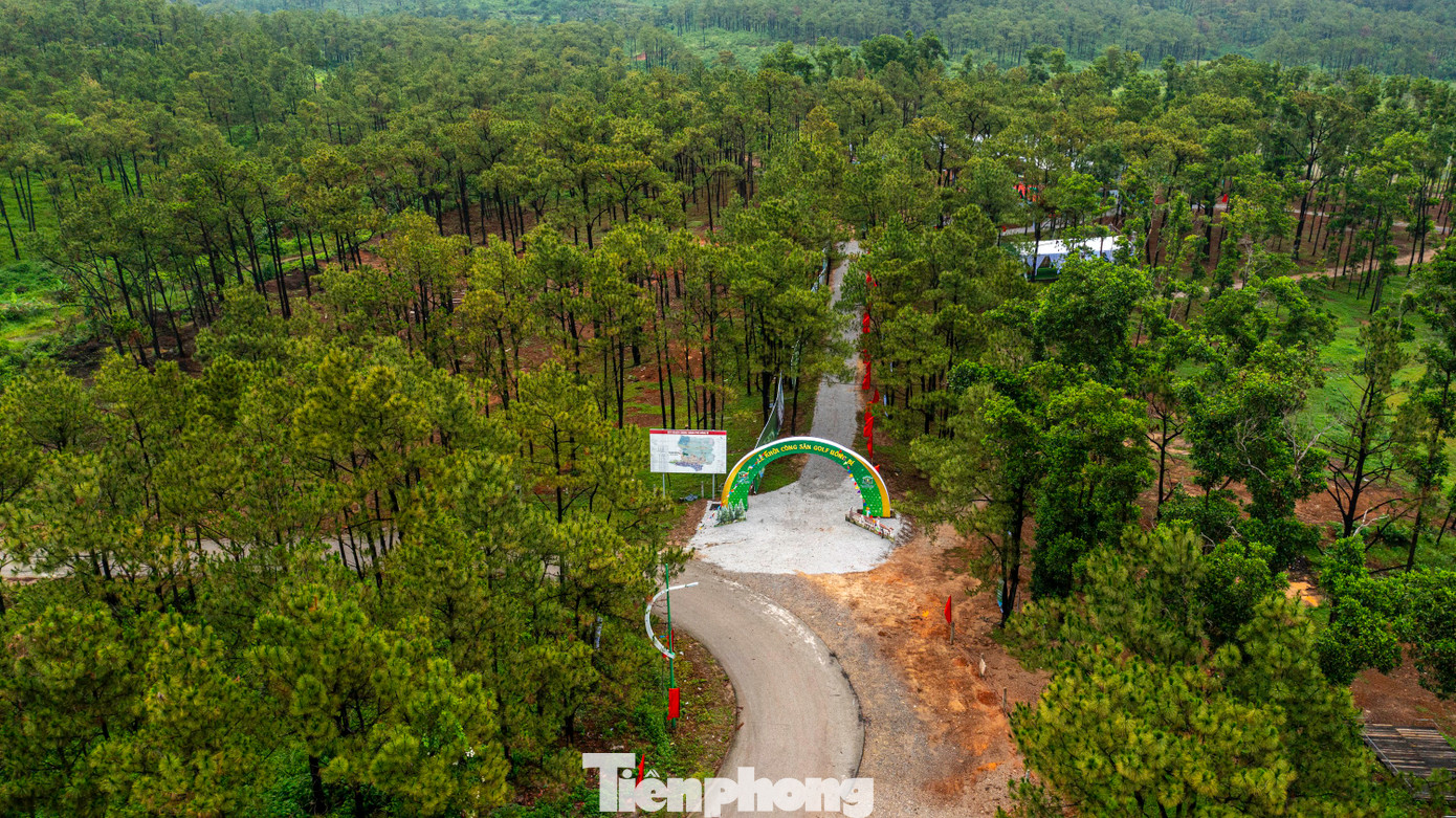 Mới đây, tỉnh Quảng Ninh tổ chức lễ khởi công xây dựng sân golf Uông Bí tại khu vực này.