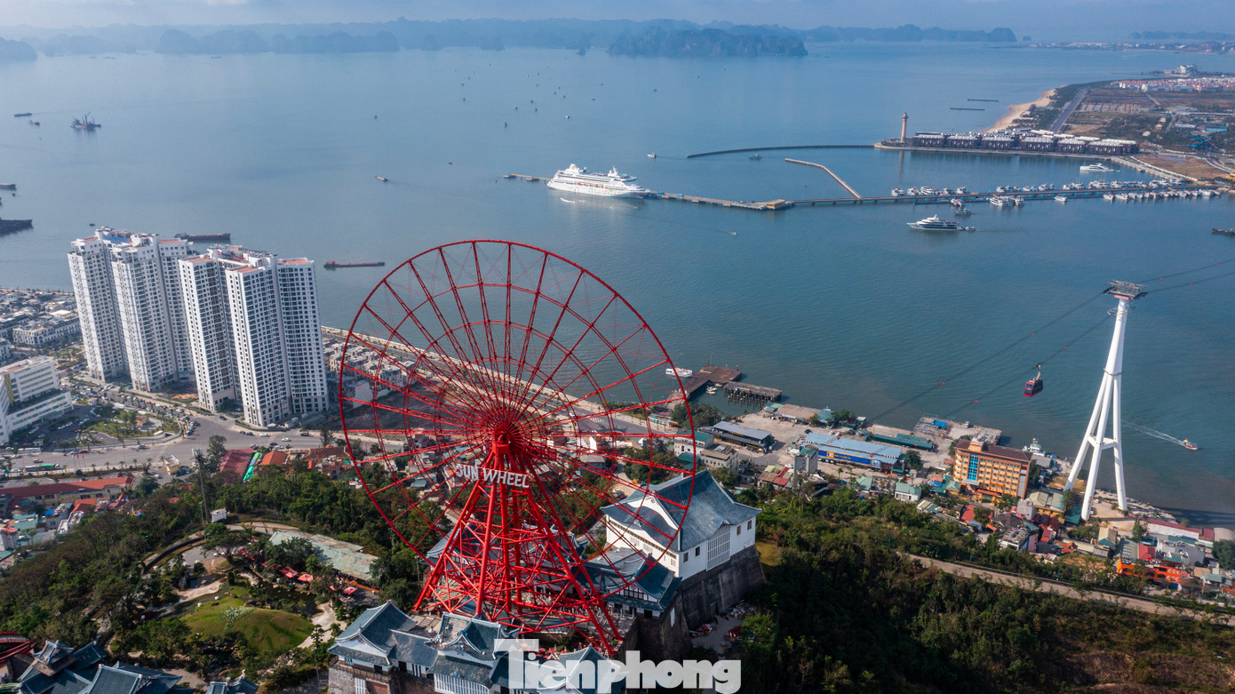 Quảng Ninh là địa phương giàu di sản văn hóa và lễ hội. Quảng Ninh là địa phương giàu di sản văn hóa và lễ hội.