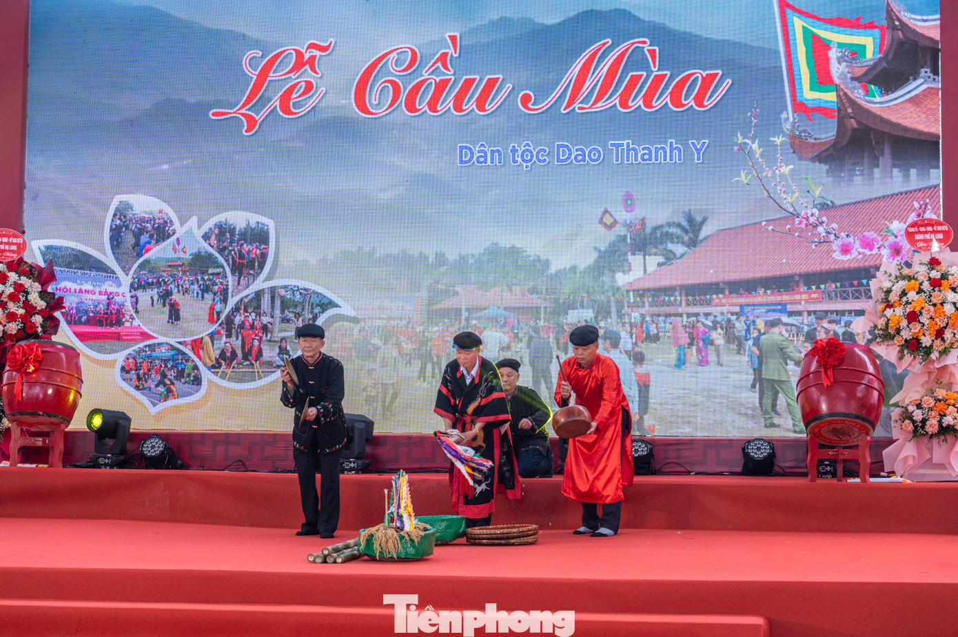 Trong khuôn khổ Hội làng có các nghi lễ: Lễ cầu trời, thổ địa, thổ công, thành hoàng làng phù hộ cho dân bản năm mới mưa thuận gió hoà làm ăn phát đạt mùa màng tốt tươi; Lễ cầu cho các dòng họ, dân bản hạnh phúc, mạnh khỏe, đoàn kết, sống vui vẻ thuận hòa; Lễ cầu cho người Dao Thanh Y trồng rừng, nương rẫy không bị thú rừng phá hại, cầu cho mọi người làm ăn phát tài phát lộc, cho thóc đầy bồ, trâu bò, lợn, gà đầy chuồng.