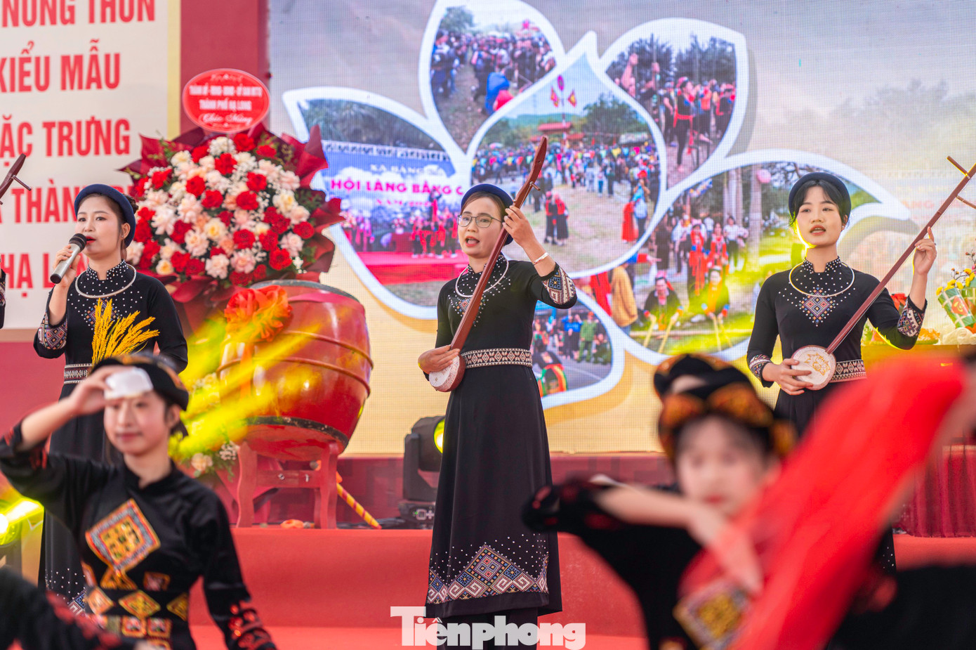 Ngoài ra, lễ hội còn có sự giao lưu văn hóa giữa các dân tộc đến từ các địa phương thuộc TP Hạ Long như Dân Chủ, Quảng La, Tân Dân, Kỳ Thượng...