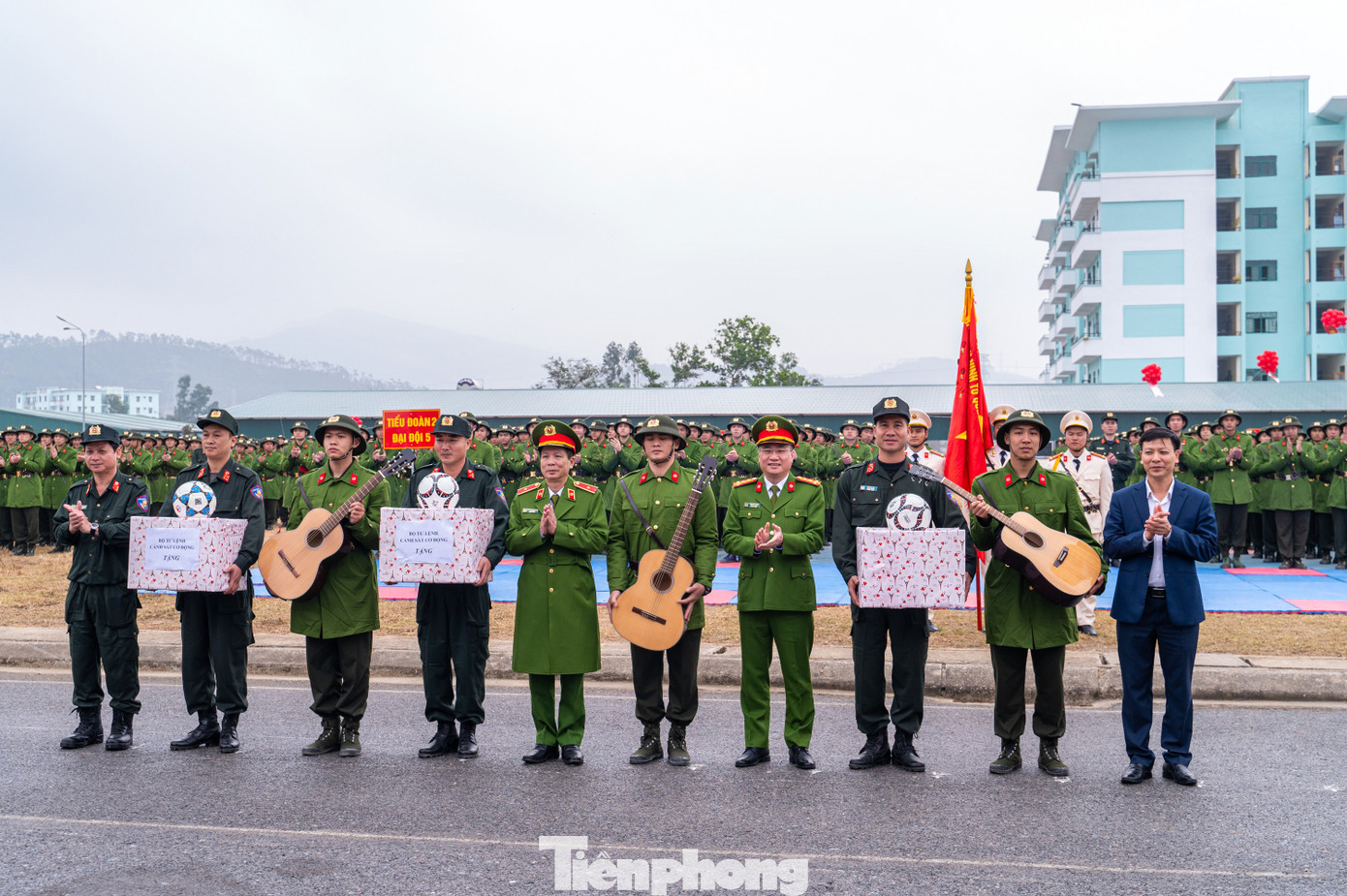 "Cần xác định được thực hiện nghĩa vụ tham gia CAND đó là niềm vinh dự, tự hào của cá nhân các đồng chí với Tổ quốc, nhân dân và gia đình, người thân. ...Phấn đấu khi kiểm tra kết thúc các nội dung huấn luyện đạt kết quả cao nhất, xứng đáng là công dân đã hoàn thành nghĩa vụ bảo vệ tổ quốc đồng thời đây là cơ hội cho các đồng chí rèn luyện và trở thành người chiến sĩ công an nhân dân", Phó tư lệnh Bộ tư lệnh CSCĐ chia sẻ.