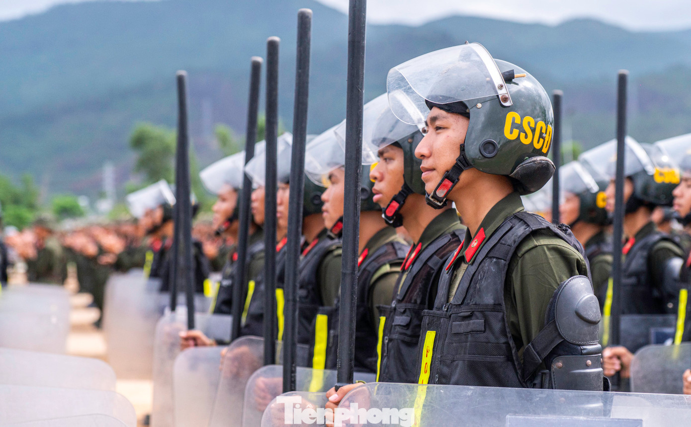 Phó Tư lệnh Bộ CSCĐ, Bộ Công an yêu cầu trong kỷ nguyên vươn mình của dân tộc, lực lượng Công an nhân dân phải thể hiện rõ vai trò là lực lượng nòng cốt, xung kích trong đấu tranh trấn áp tội phạm, sẵn sàng ứng phó với mọi tình huống phức tạp về an ninh trật tự, bảo vệ tuyệt đối an toàn các mục tiêu trọng yếu, sự kiện chính trị quan trọng, góp phần giữ vững ổn định chính trị, phục vụ đắc lực sự nghiệp xây dựng và phát triển đất nước.