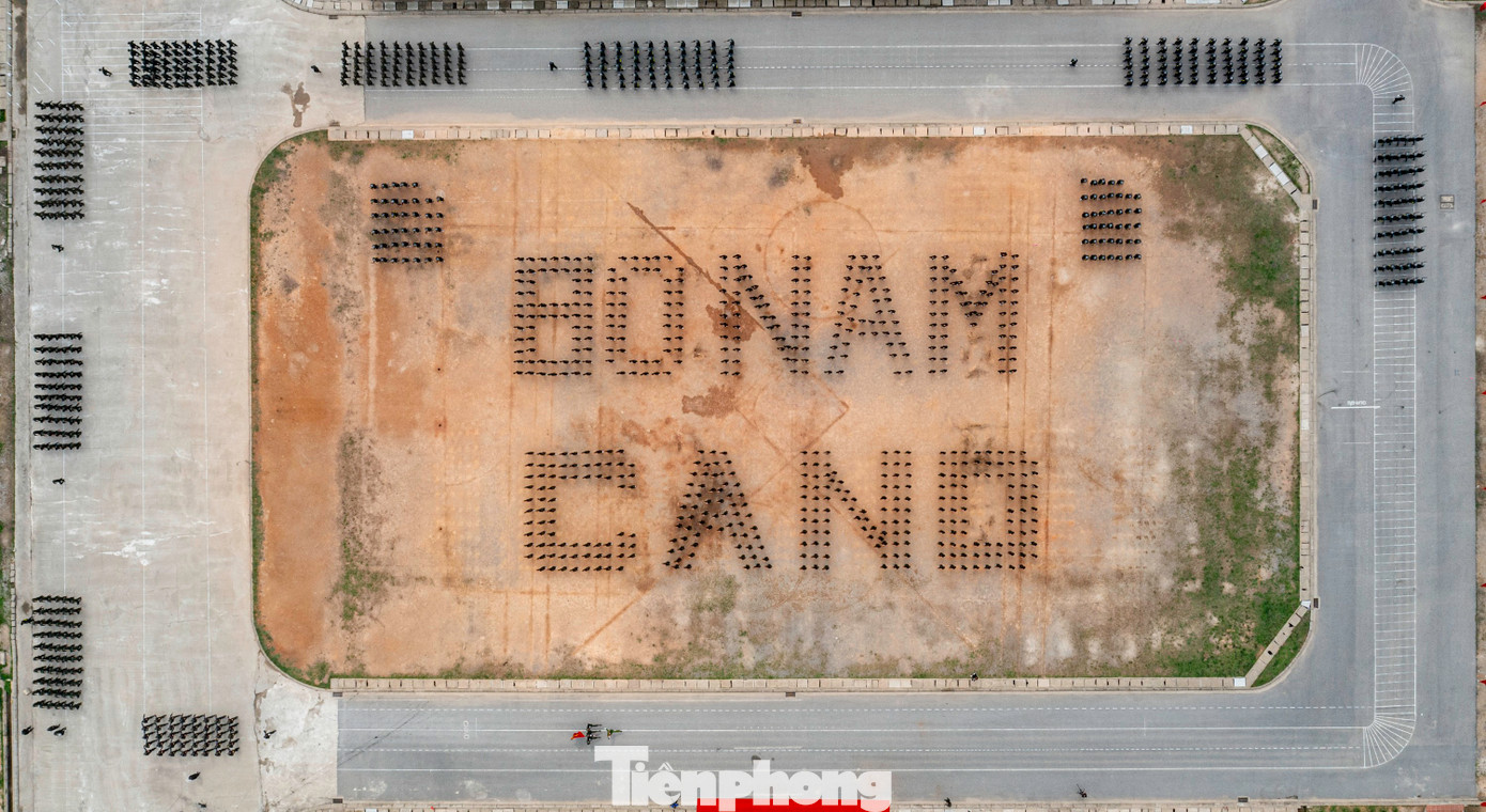 Phó Tư lệnh Bộ CSCĐ, Bộ Công an yêu cầu trong kỷ nguyên vươn mình của dân tộc, lực lượng Công an nhân dân phải thể hiện rõ vai trò là lực lượng nòng cốt, xung kích trong đấu tranh trấn áp tội phạm, sẵn sàng ứng phó với mọi tình huống phức tạp về an ninh trật tự, bảo vệ tuyệt đối an toàn các mục tiêu trọng yếu, sự kiện chính trị quan trọng, góp phần giữ vững ổn định chính trị, phục vụ đắc lực sự nghiệp xây dựng và phát triển đất nước.