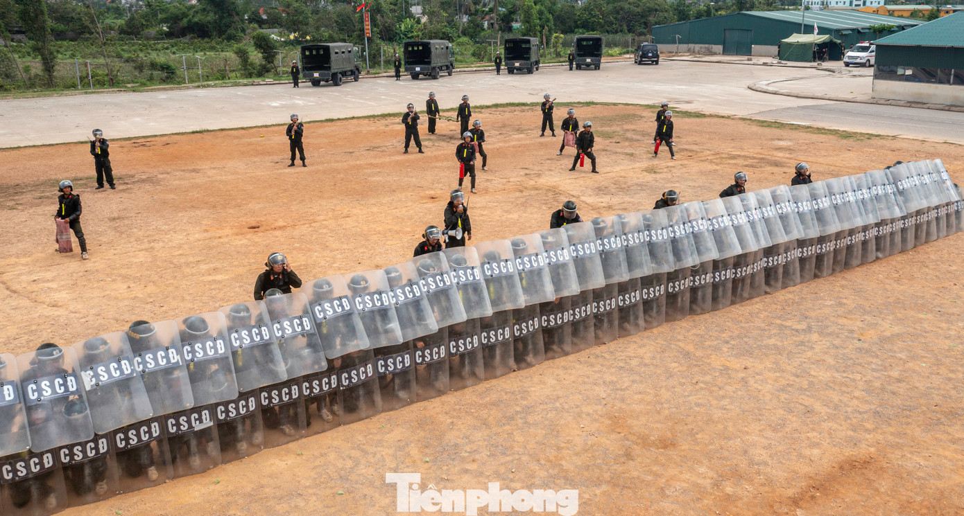 Trong đó có việc tổ chức đội hình, lá chắn để đập tan cuộc bạo động của các tổ chức phản động nhằm kích động nhân dân, chống phá Đảng và nhà nước, tham gia việc truy bắt tội phạm...