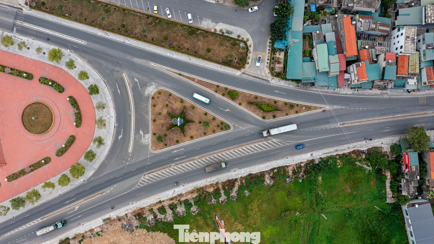 Trong giai đoạn 2021-2025, Đông Triều huy động tổng vốn đầu tư 7.830 tỷ đồng để hoàn thiện hạ tầng đô thị, hạ tầng phục vụ sản xuất, nâng cấp hệ thống hạ tầng xã hội; nâng cấp các khu dân cư cũ trong nội thị, quy hoạch và xây dựng một số khu dân cư đô thị mới gắn với thương mại dịch vụ... Trong giai đoạn 2021-2025, Đông Triều huy động tổng vốn đầu tư 7.830 tỷ đồng để hoàn thiện hạ tầng đô thị, hạ tầng phục vụ sản xuất, nâng cấp hệ thống hạ tầng xã hội; nâng cấp các khu dân cư cũ trong nội thị, quy hoạch và xây dựng một số khu dân cư đô thị mới gắn với thương mại dịch vụ...