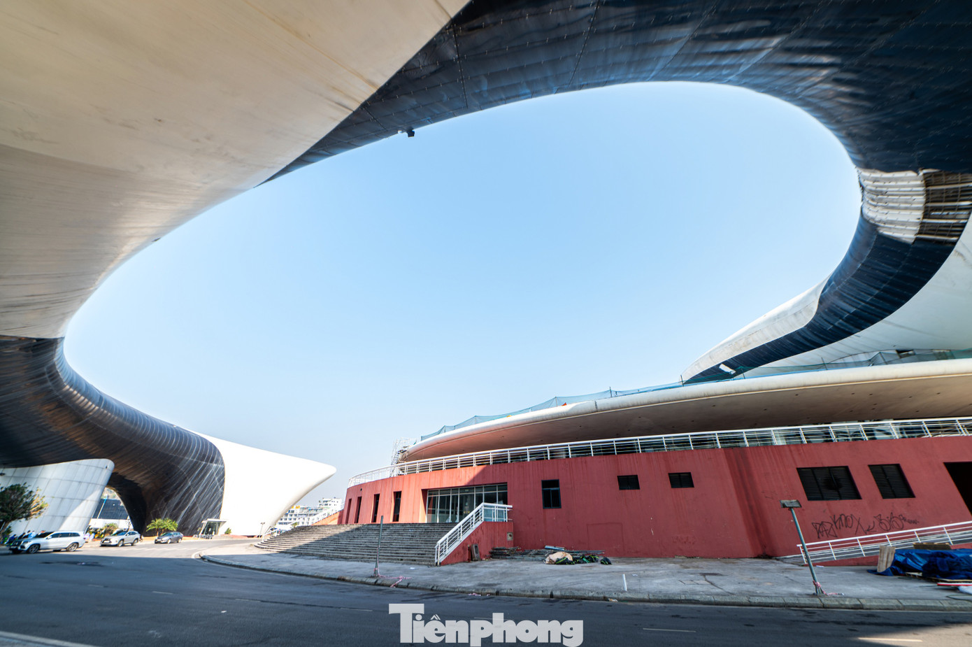 Khi bão qua, tỉnh Quảng Ninh thành lập tổ công tác đặc biệt để xây dựng Đề án “Khôi phục tái thiết lại tỉnh Quảng Ninh sau bão” với quyết tâm cao nhất xây dựng tỉnh Quảng Ninh sau bão phát triển hơn, đặc biệt là khắc phục được những điểm yếu, phát huy được thế mạnh của tỉnh.