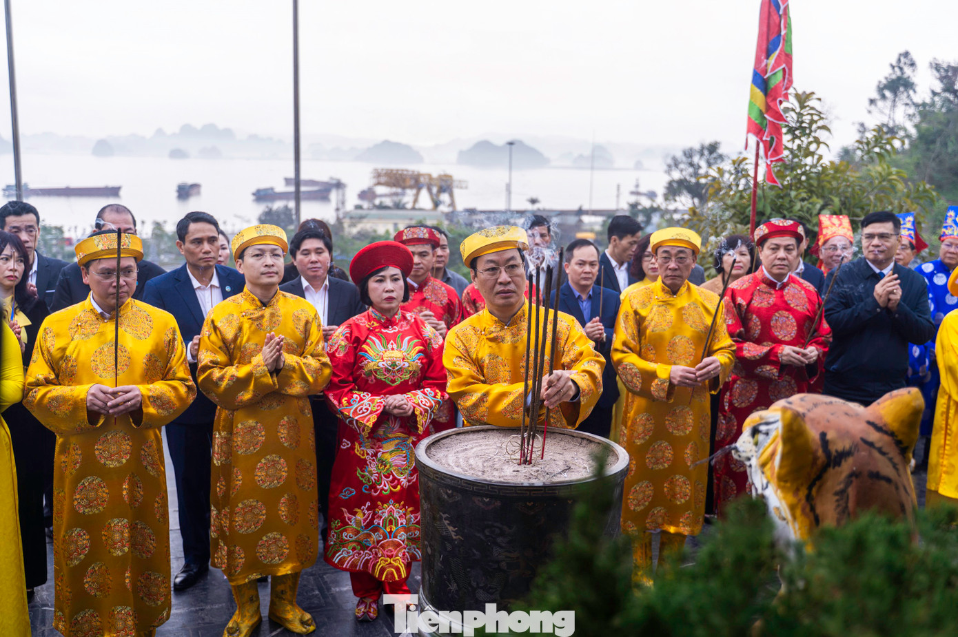 Ngày 2/3 (tức ngày 3/2 Âm lịch), tại Di tích lịch sử quốc gia đặc biệt đền Cửa Ông, phường Cửa Ông, thành phố Cẩm Phả, tỉnh Quảng Ninh đã diễn ra khai mạc Lễ hội đền Cửa Ông tháng 2 năm Ất Tỵ 2025.