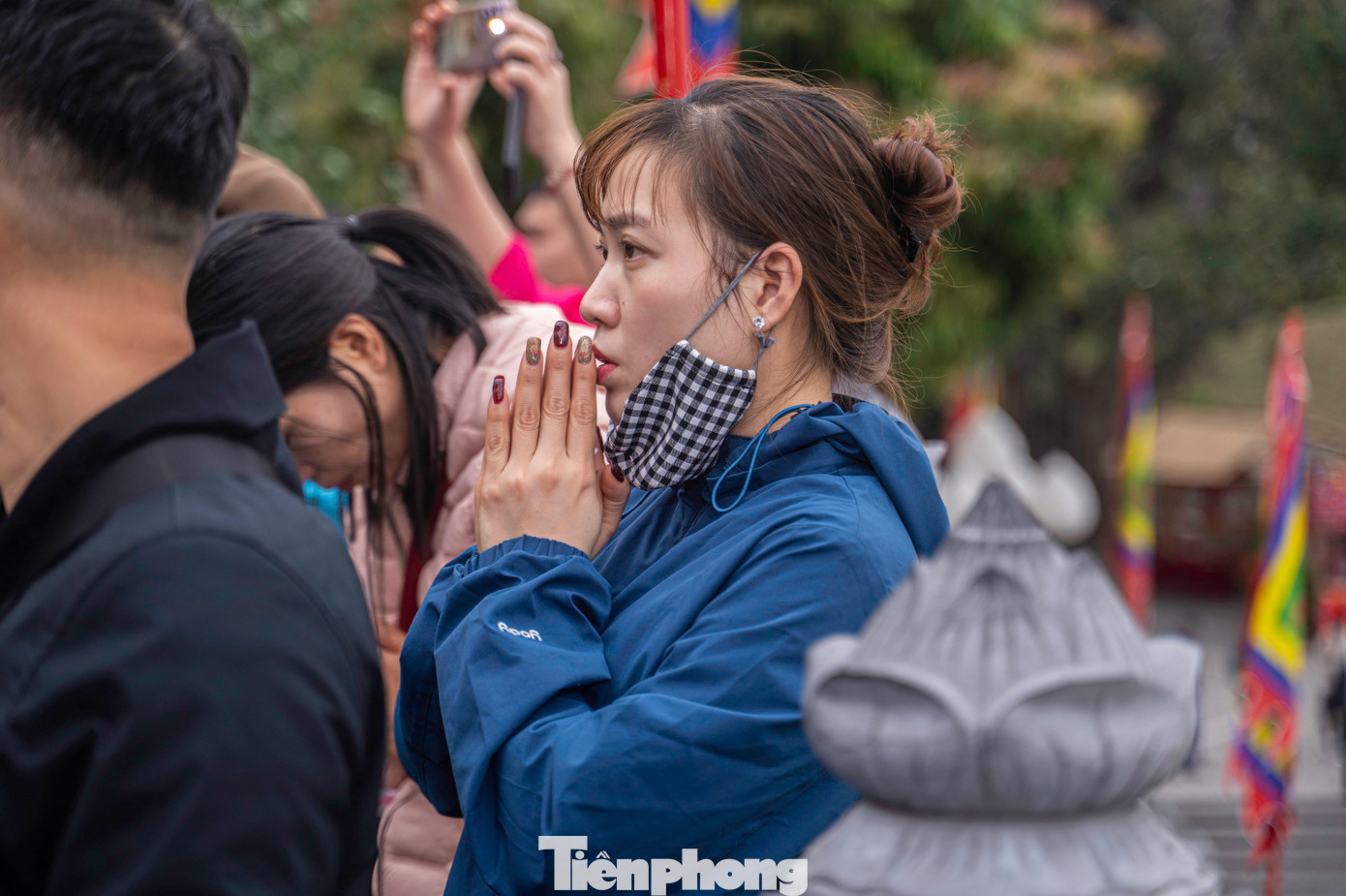 Theo thành phố Cẩm Phả, từ đầu năm 2025 đến nay, đền Cửa Ông đã đón được trên 100.000 lượt du khách đến chiêm bái. Riêng kỳ nghỉ Tết Nguyên đán Ất Tỵ 2025, đã có trên gần 15.600 lượt khách đến đây.