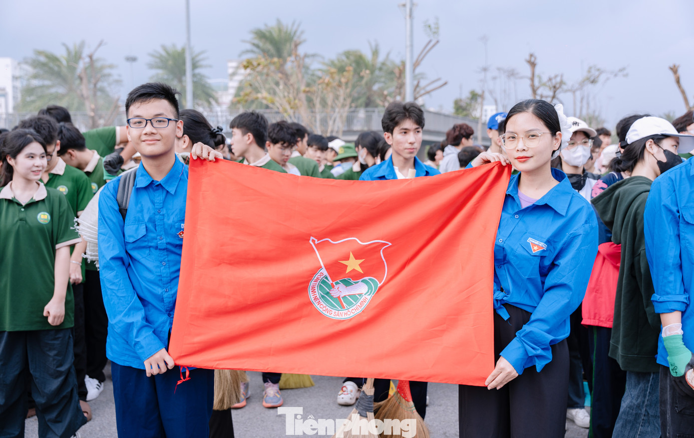 Quảng Ninh cần phát huy vai trò lực lượng xung kích, chủ lực, tạo sự bứt phá. Quảng Ninh cần phát huy vai trò lực lượng xung kích, chủ lực, tạo sự bứt phá.