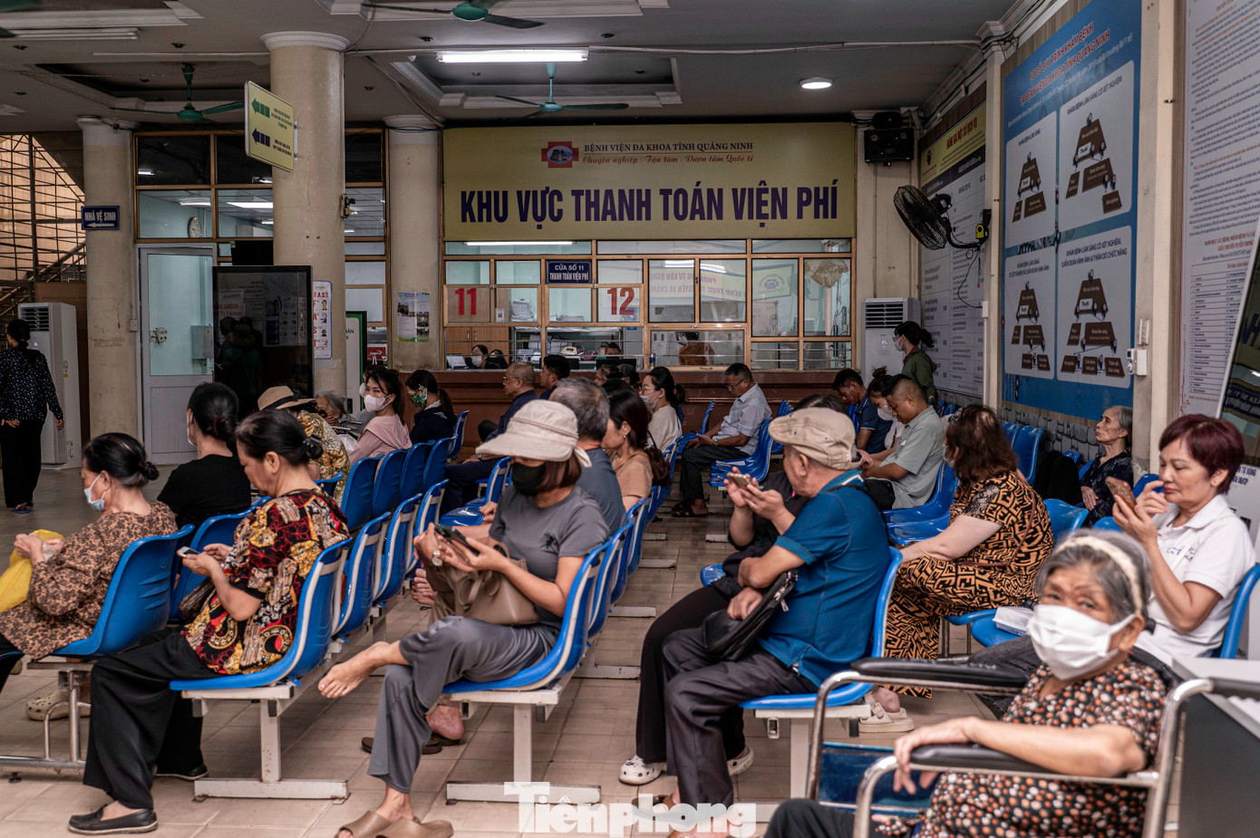 Tuy nhiên tới thời điểm hiện tại, số giường bệnh tại đây đã lên đến 1.320 giường bệnh, gấp đôi so với công suất thiết kế. Số lượng bệnh nhân nội trú thường xuyên vượt công suất trung bình từ 20-30%, tạo áp lực không nhỏ lên cơ sở vật chất và nhân lực y tế.