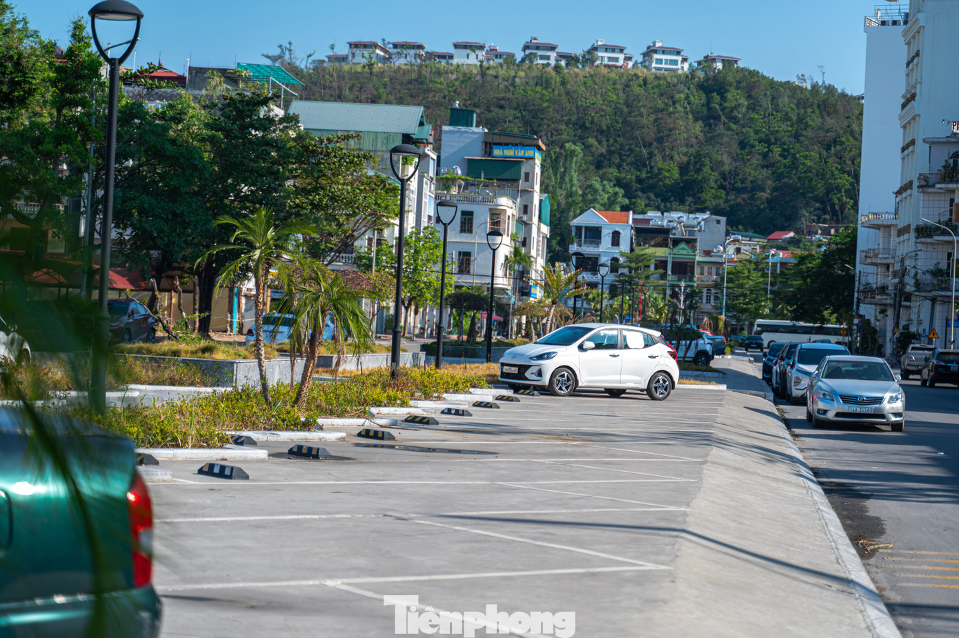 "Hiện thành phố có khoảng trên 32.000 phương tiện, trong đó chỉ có 50 điểm, bãi đỗ xe công cộng với diện tích là 23ha. Việc cải tạo các tuyến mương trên đáp ứng giải quyết phần nào bài toán thiếu chỗ đỗ xe cho thành phố", bà Hường chia sẻ.