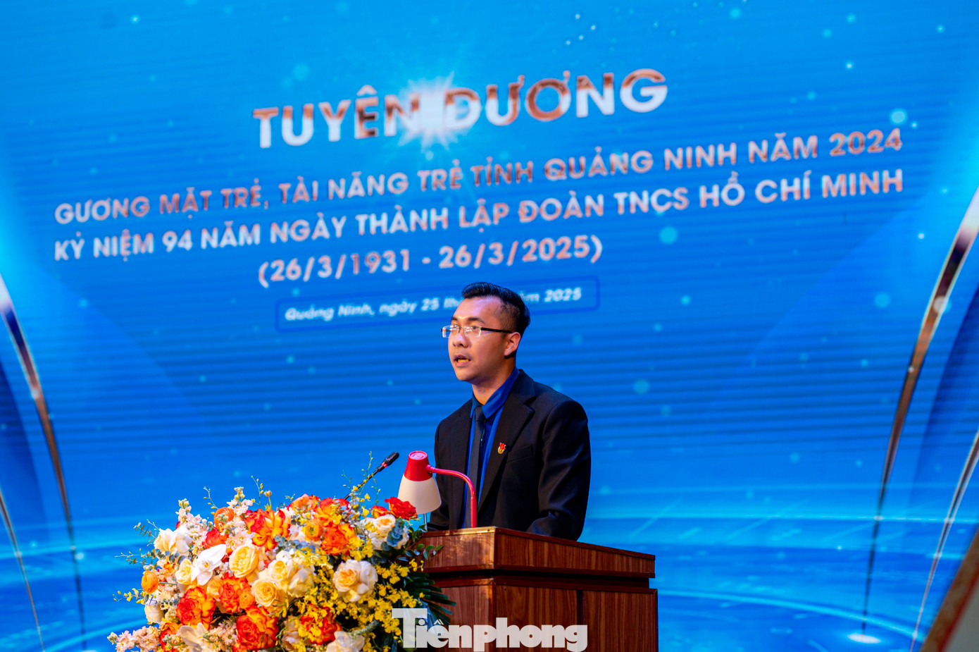 Trong bài phát biểu khai mạc, anh Nguyễn Thế Minh - Bí thư Tỉnh Đoàn, Chủ tịch Hội Liên hiệp Thanh niên tỉnh Quảng Ninh, cho rằng trong tiến trình đổi mới, hội nhập và phát triển của đất nước, của tỉnh Quảng Ninh, lớp lớp thanh niên Vùng Mỏ đã kế thừa và phát huy phẩm chất, truyền thống Kỷ luật và Đồng tâm của giai cấp công nhân, tiên phong, xung kích trên mọi lĩnh vực.