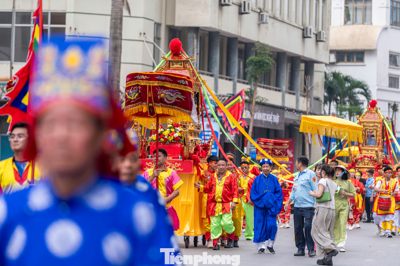 Lễ hội được tổ chức vào ngày 24/3 âm lịch hàng năm (ngày mất của ông). Tuy nhiên, kể từ năm 2008, Lễ hội đền Đức Ông Trần Quốc Nghiễn được phục dựng lại và được tổ chức vào dịp 29 và 30/4 gắn với Tuần lễ Du lịch Hạ Long hằng năm. Lễ hội được tổ chức vào ngày 24/3 âm lịch hàng năm (ngày mất của ông). Tuy nhiên, kể từ năm 2008, Lễ hội đền Đức Ông Trần Quốc Nghiễn được phục dựng lại và được tổ chức vào dịp 29 và 30/4 gắn với Tuần lễ Du lịch Hạ Long hằng năm.