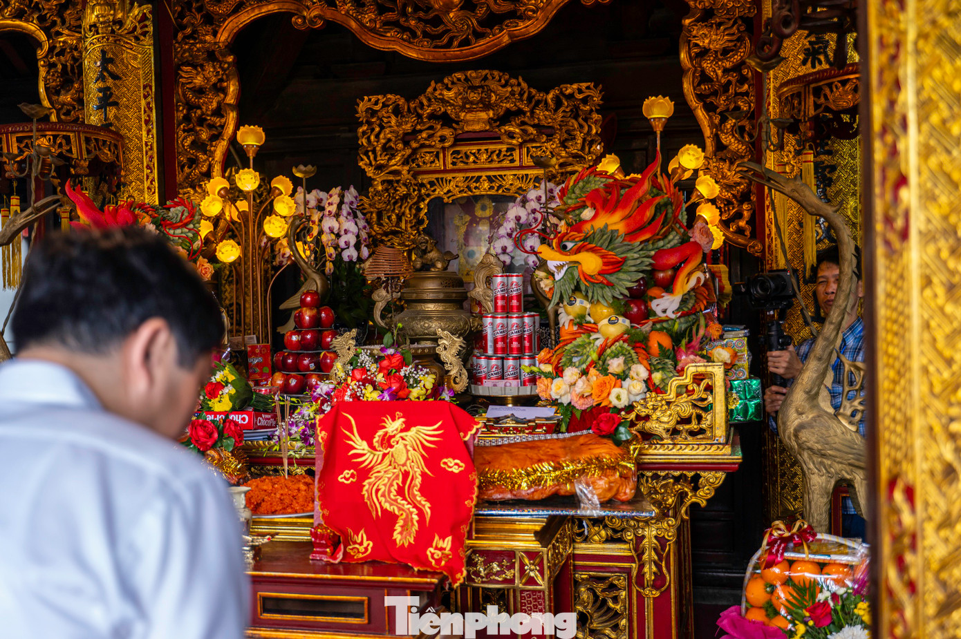 Lễ hội đền Trần Quốc Nghiễn diễn ra trong 2 ngày 29-30/4. Các hoạt động nghi thức bao gồm Nghi lễ khoa kinh Phật, khoa cúng Trần triều, khoa cúng mẫu, lễ mục dục, lễ bạch văn khai hội, lễ rước đuốc thiêng, lễ rước Đức Ông vi hành, lễ phóng sinh, lễ tọa đăng... Lễ hội đền Trần Quốc Nghiễn diễn ra trong 2 ngày 29-30/4. Các hoạt động nghi thức bao gồm Nghi lễ khoa kinh Phật, khoa cúng Trần triều, khoa cúng mẫu, lễ mục dục, lễ bạch văn khai hội, lễ rước đuốc thiêng, lễ rước Đức Ông vi hành, lễ phóng sinh, lễ tọa đăng...