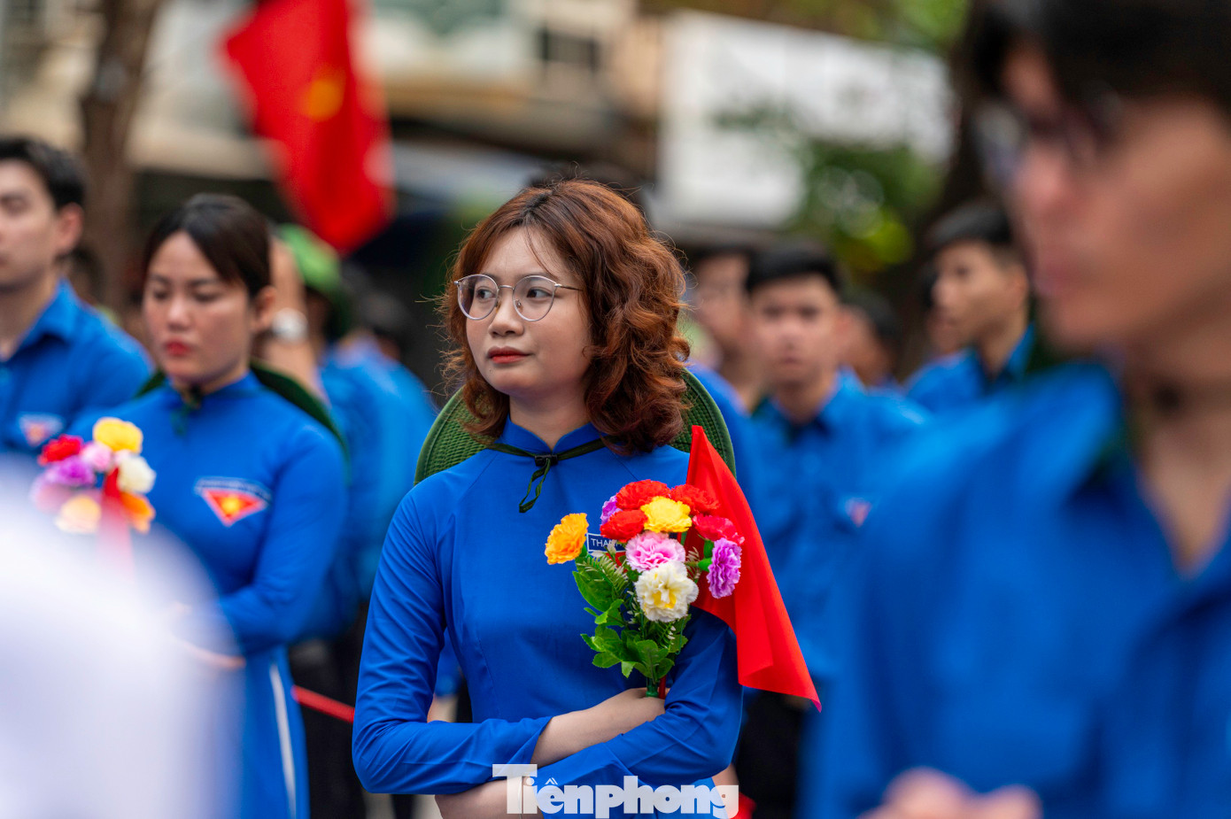 Các bạn nữ đoàn viên, thanh niên thuộc Thành Đoàn Hải Phòng tham gia đội diễu hành.