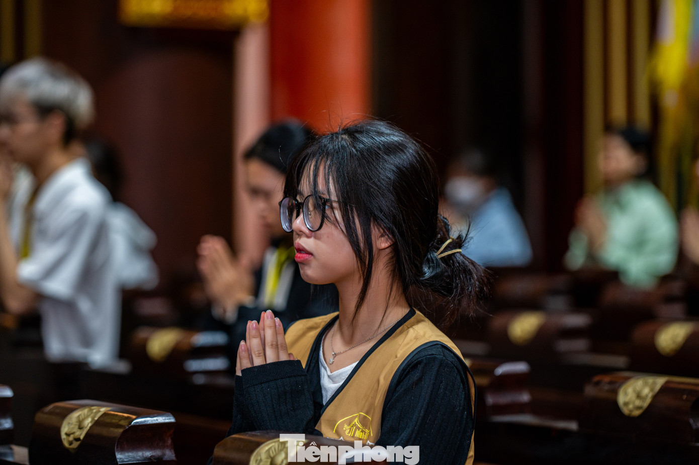 "Chúng em, thế hệ trẻ, con cháu tiên rồng rất cảm kích trước công lao của Phật hoàng Trần Nhân Tông trong công cuộc đánh đuổi giặc ngoại xâm, gìn giữ đất nước. Giá trị của Ngài để lại là kho tàng lớn để thế hệ trẻ chúng em tìm hiểu và học tập noi theo", Nguyễn Dương chia sẻ.