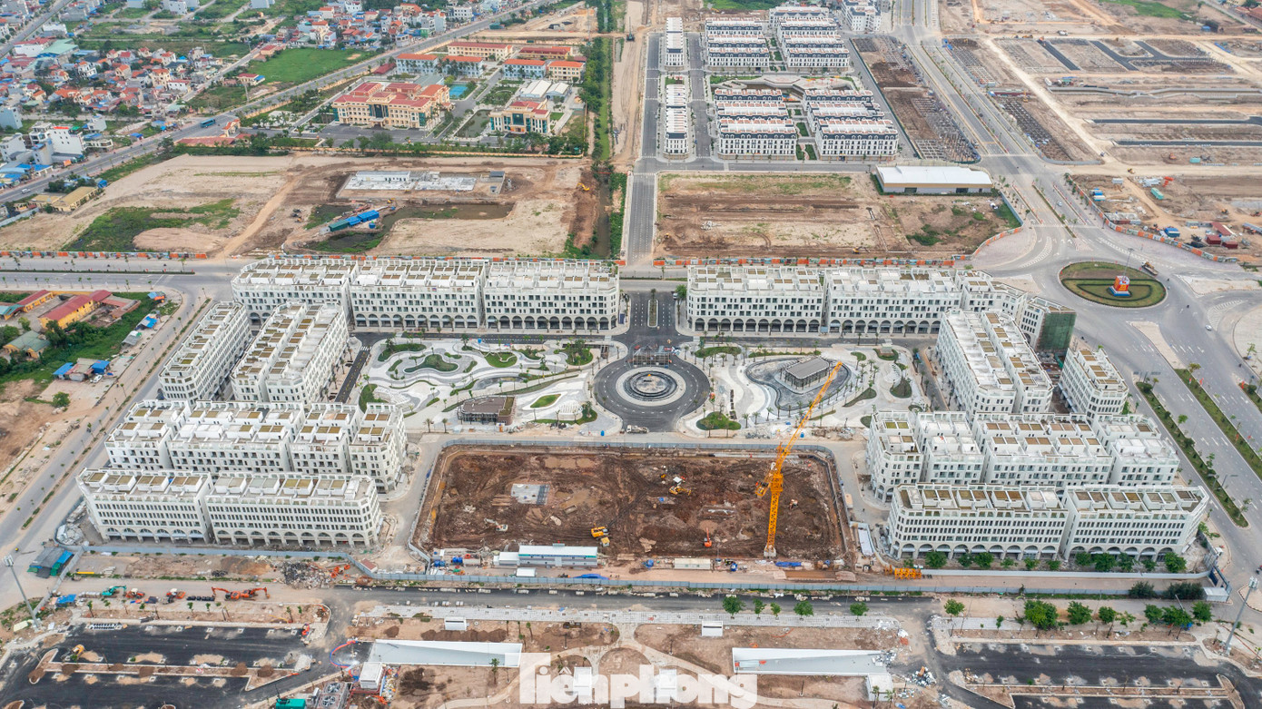 Từ đó, góp phần tạo lập cảnh quan kiến trúc đô thị mới hiện đại, văn minh, tạo động lực mới cho sự phát triển của các khu vực liền kề; thúc đẩy kinh tế - xã hội thành phố tiếp tục phát triển.