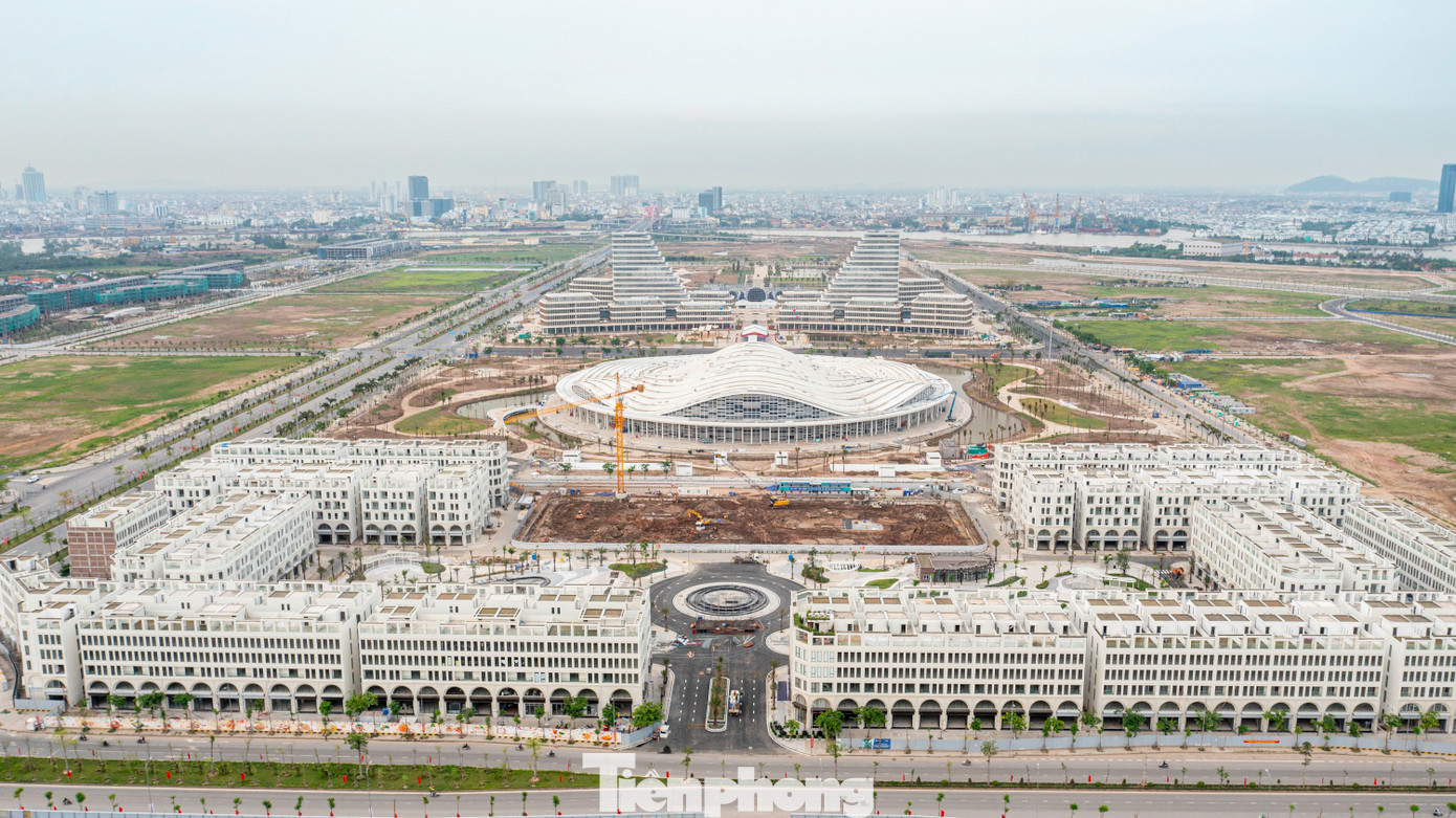 Từ đó, góp phần tạo lập cảnh quan kiến trúc đô thị mới hiện đại, văn minh, tạo động lực mới cho sự phát triển của các khu vực liền kề; thúc đẩy kinh tế - xã hội thành phố tiếp tục phát triển.