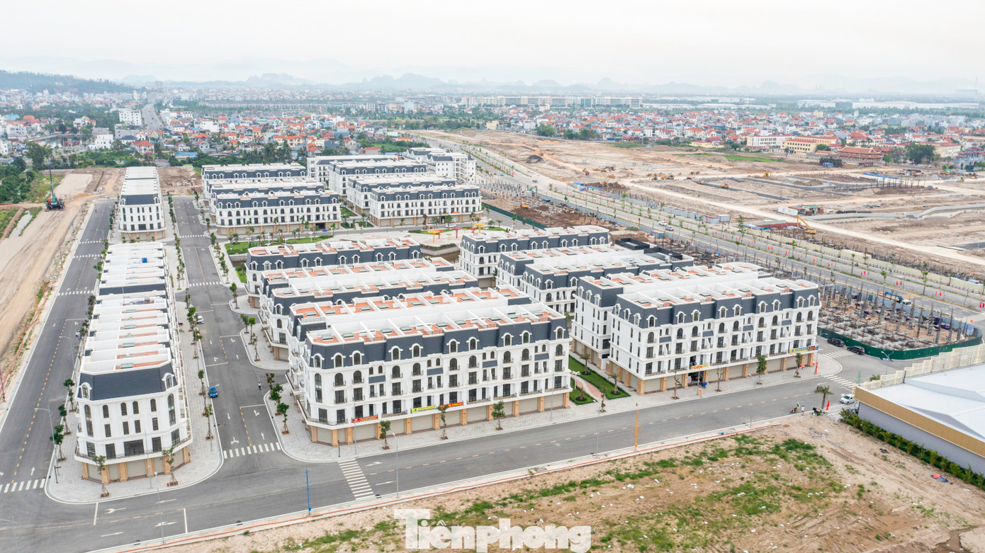 Từ đó, góp phần tạo lập cảnh quan kiến trúc đô thị mới hiện đại, văn minh, tạo động lực mới cho sự phát triển của các khu vực liền kề; thúc đẩy kinh tế - xã hội thành phố tiếp tục phát triển.