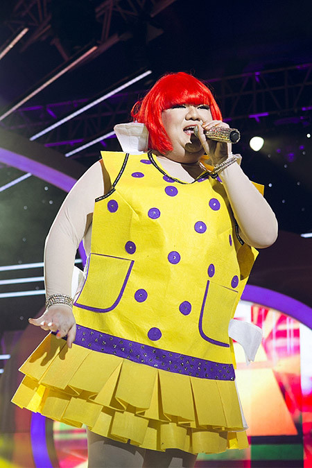 Những màn giả gái đỉnh cao ở Gương mặt thân quen ảnh 5