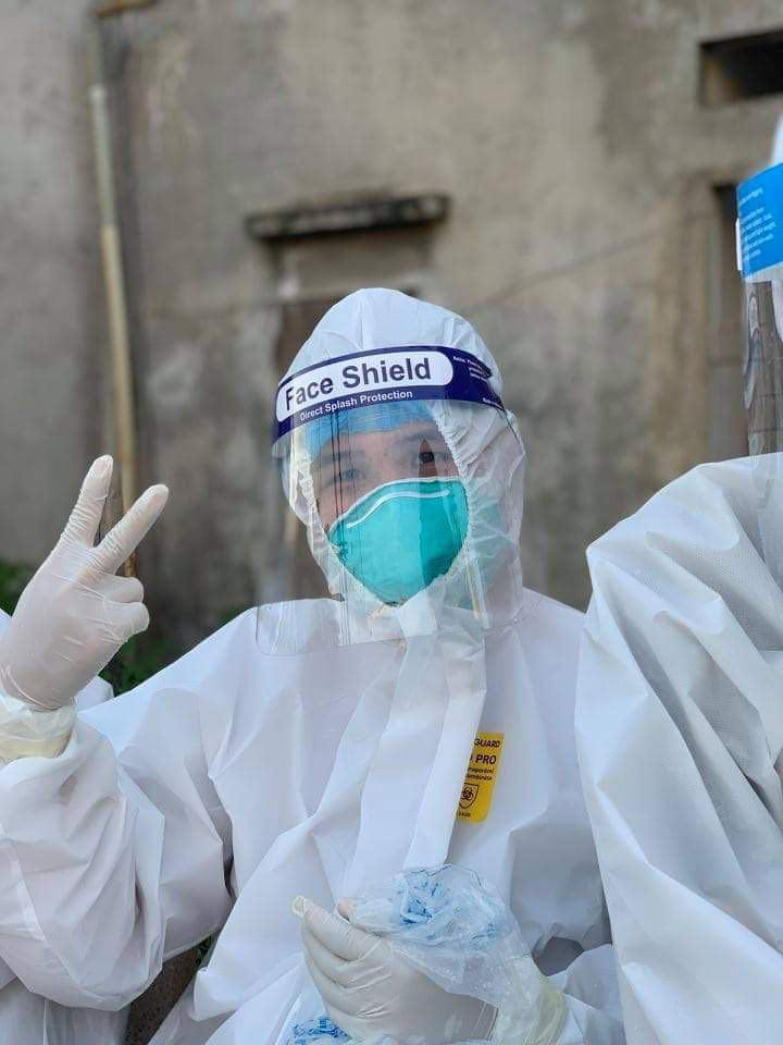 Bạn Hoàng Công Tá. Bạn Hoàng Công Tá.