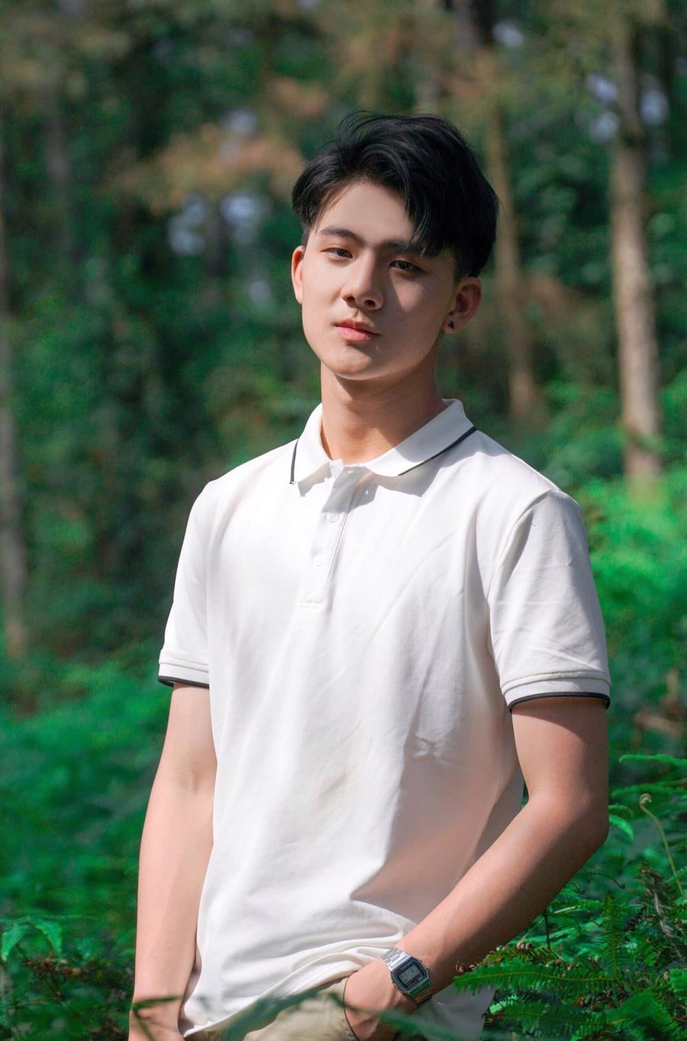 Chàng trai đang khiến cộng đồng mạng "dậy sóng".