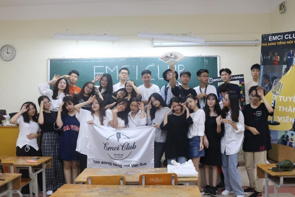 CLB EMCI THPT Việt Đức.