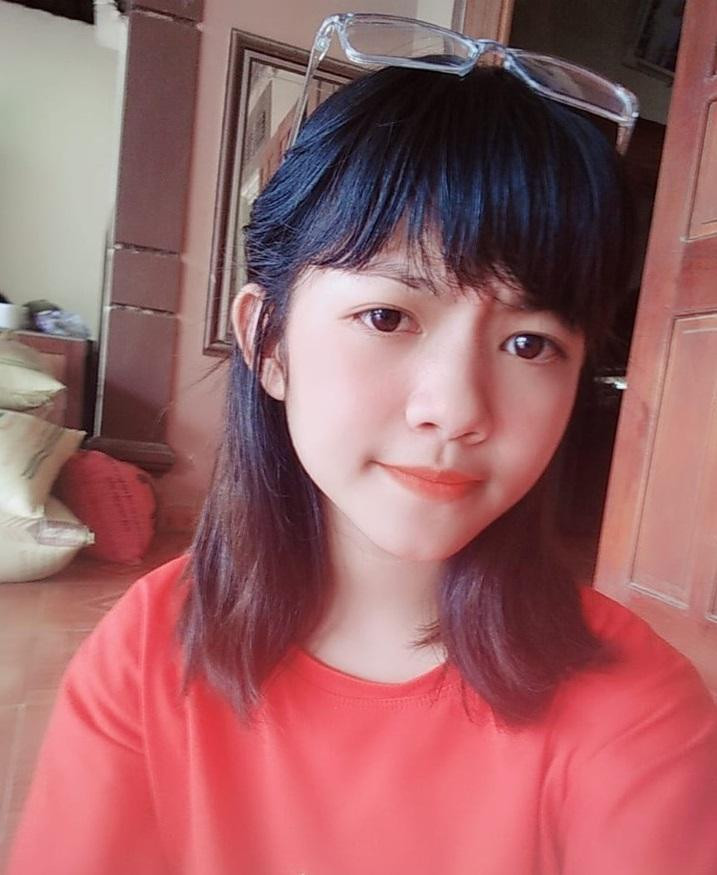 Bạn Thu An (THPT Lê Quý Đôn, Hà Nội). Bạn Thu An (THPT Lê Quý Đôn, Hà Nội).