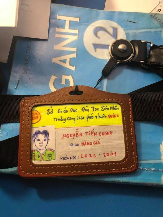 Thẻ học sinh đặc biệt của trường đào tạo Phép thuật Winx. (Ảnh: Group Trường người ta) Thẻ học sinh đặc biệt của trường đào tạo Phép thuật Winx. (Ảnh: Group Trường người ta)